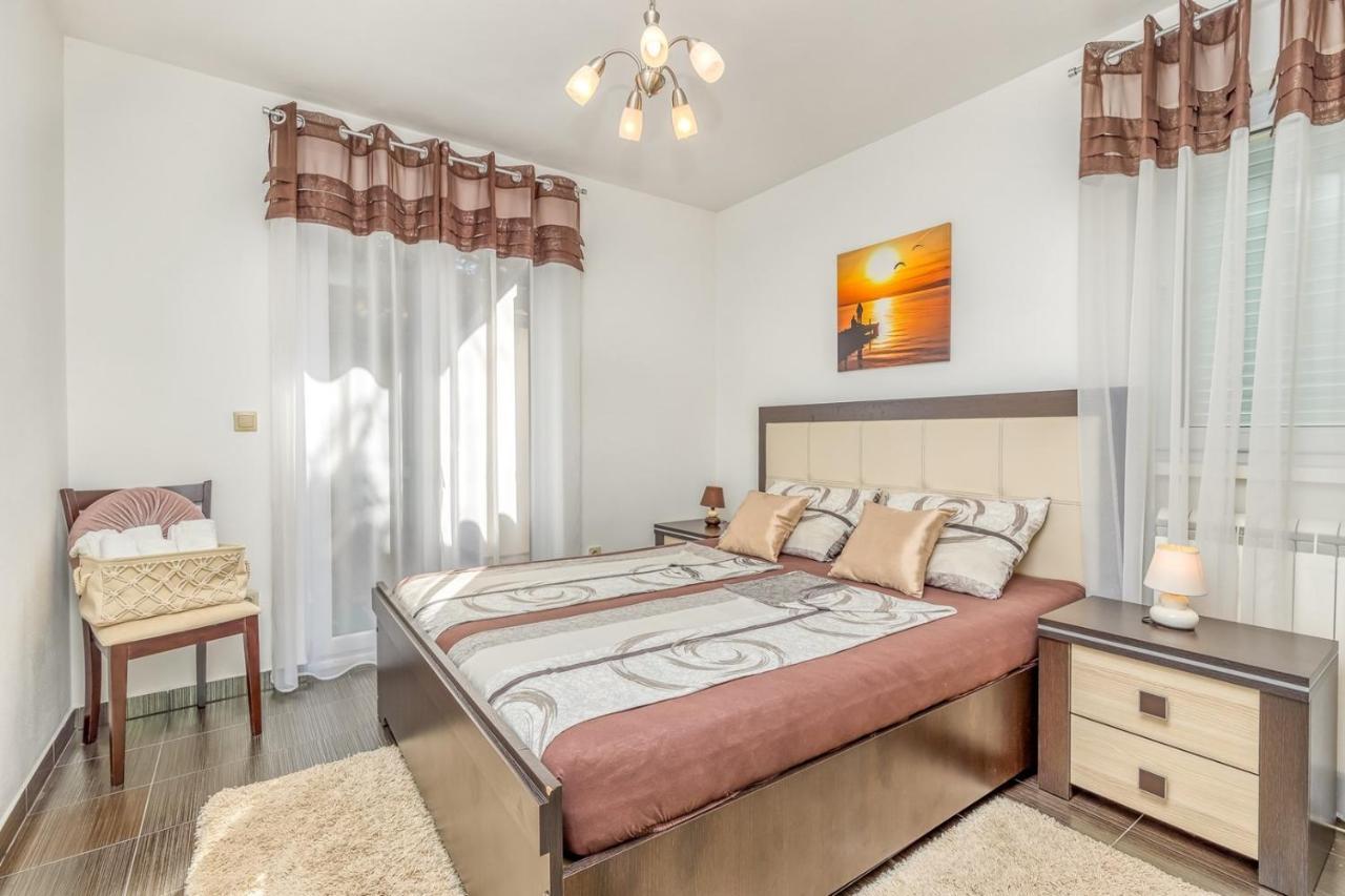 Apartments Kardumovic Kukci 外观 照片